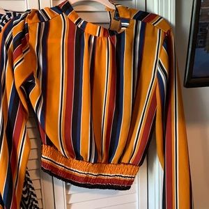 Flowy cuffed bottom blouse